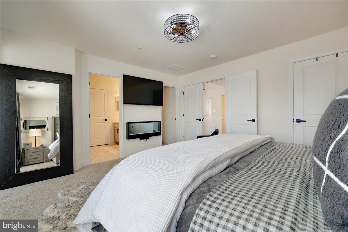 21 Greensborough Rd