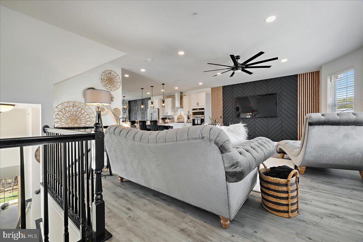 21 Greensborough Rd