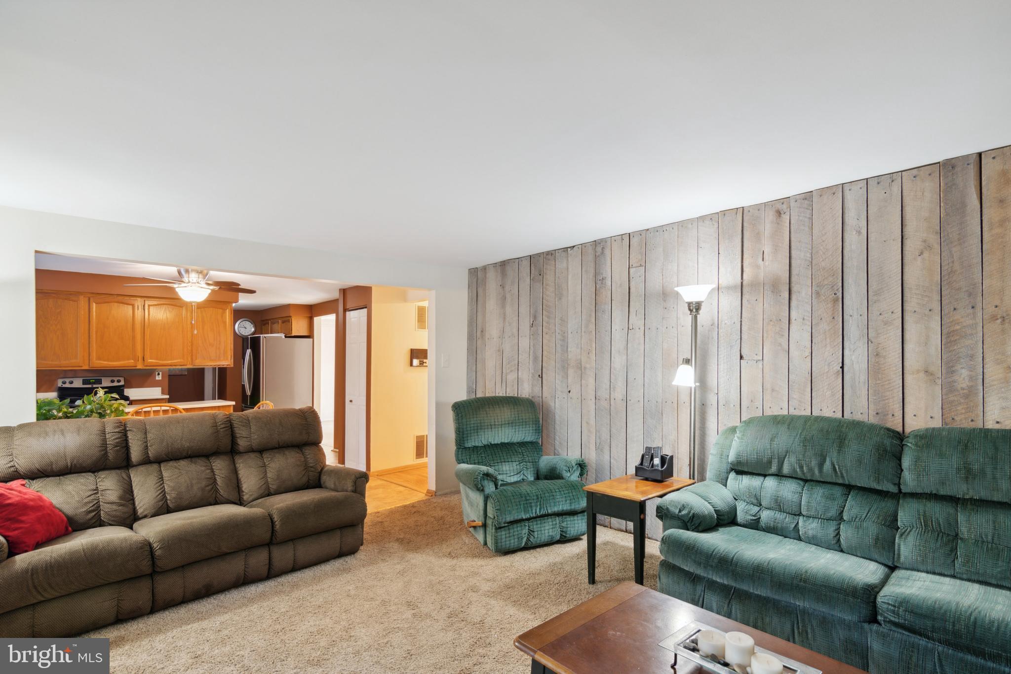641 Hook Rd