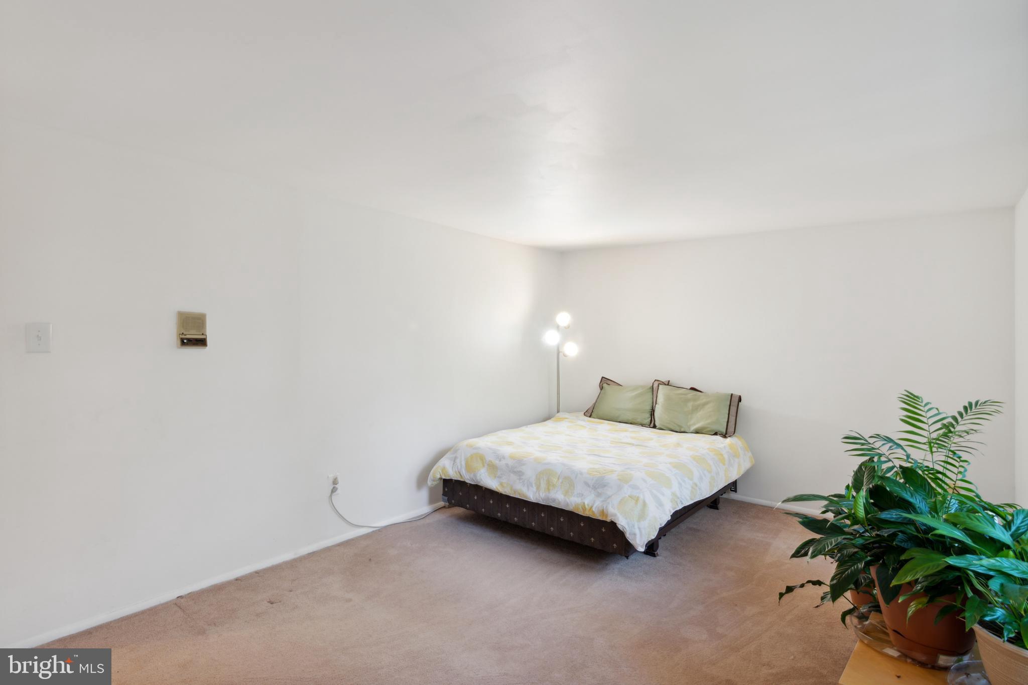 641 Hook Rd