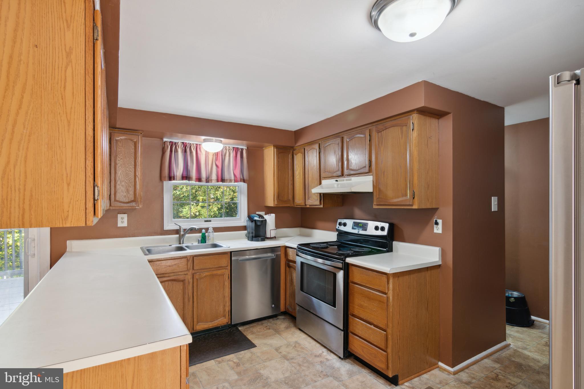 641 Hook Rd