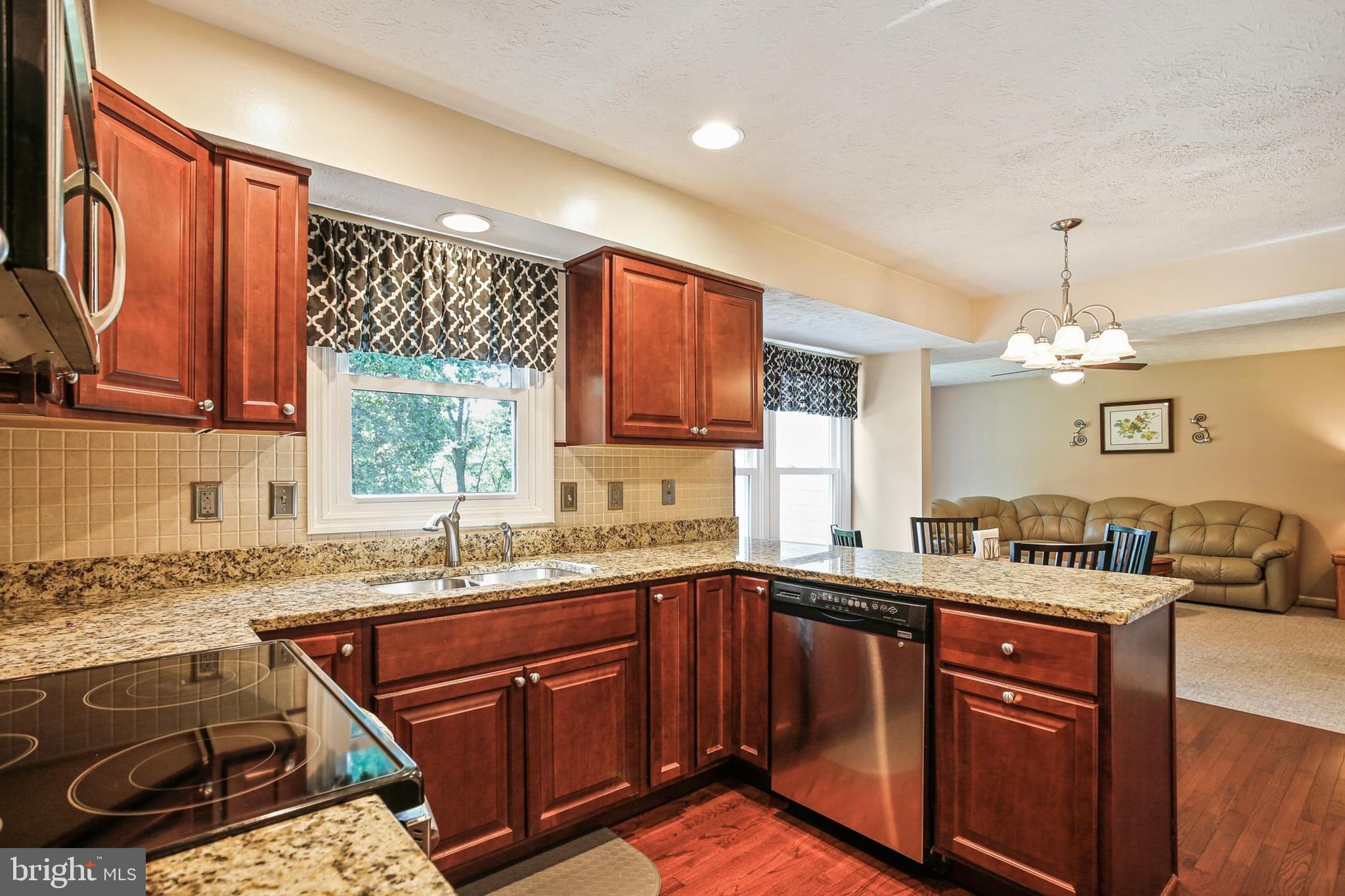 9319 MANY FLOWER LANE