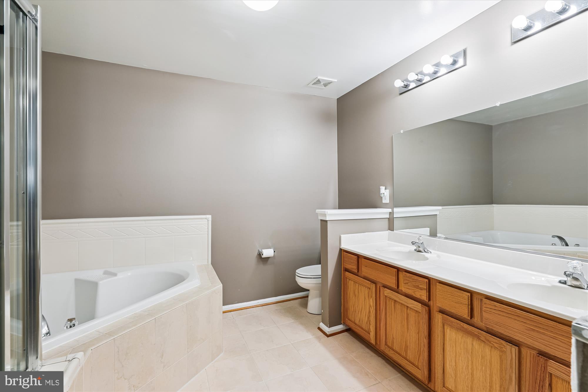 7104 Silverleaf Oak Rd #173