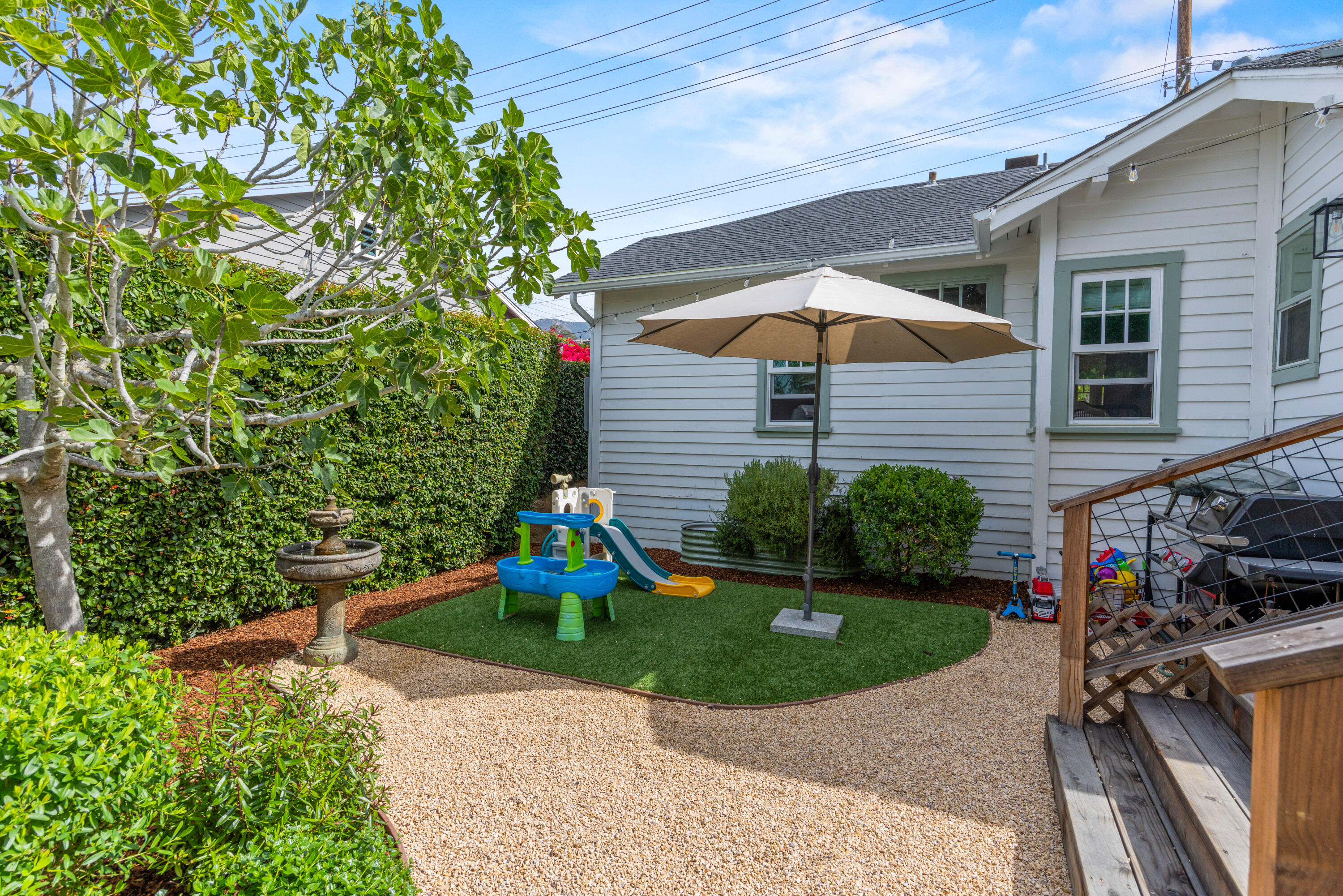 321 N Soledad Street