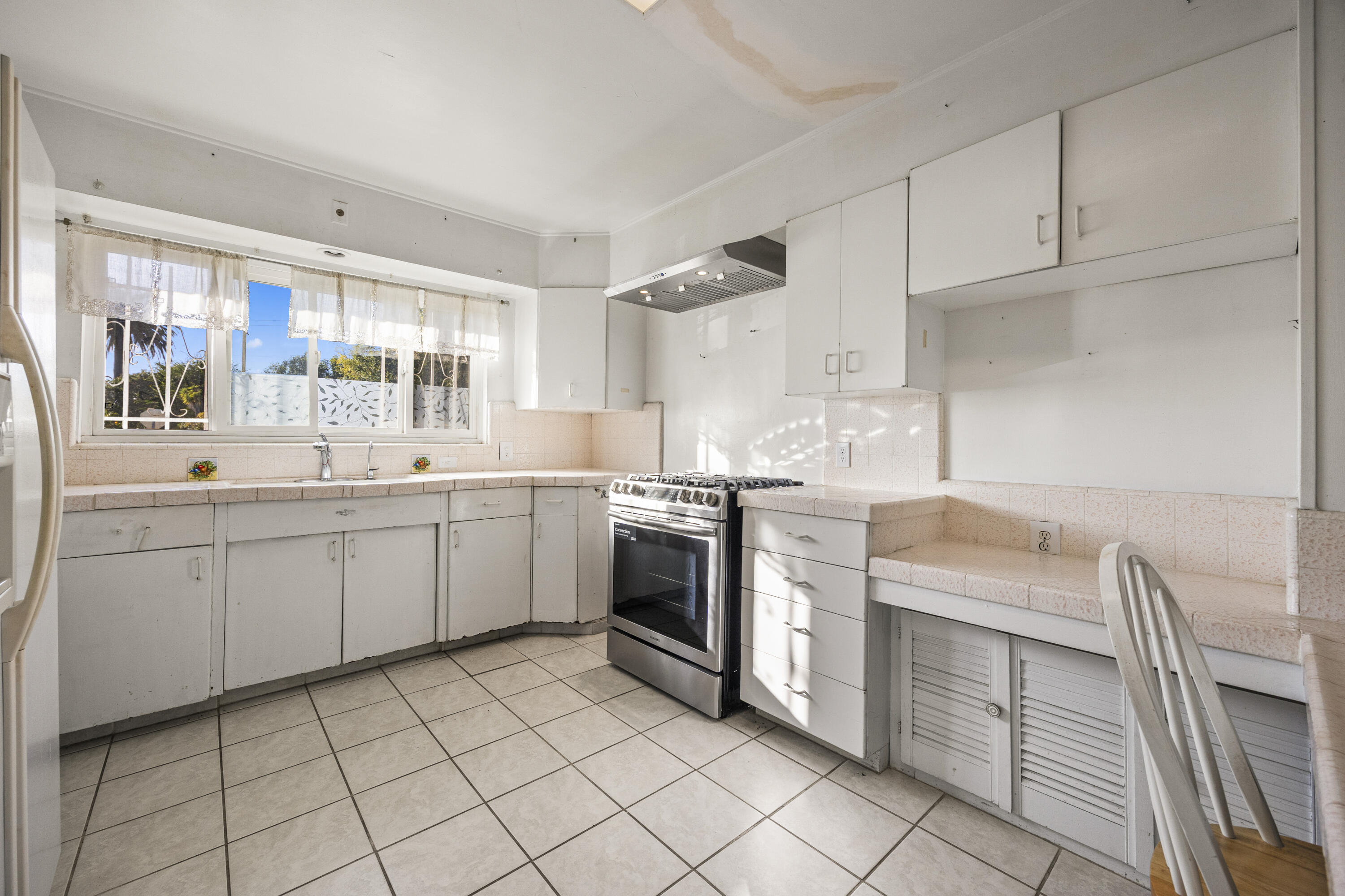 156 Vista De La Cumbre