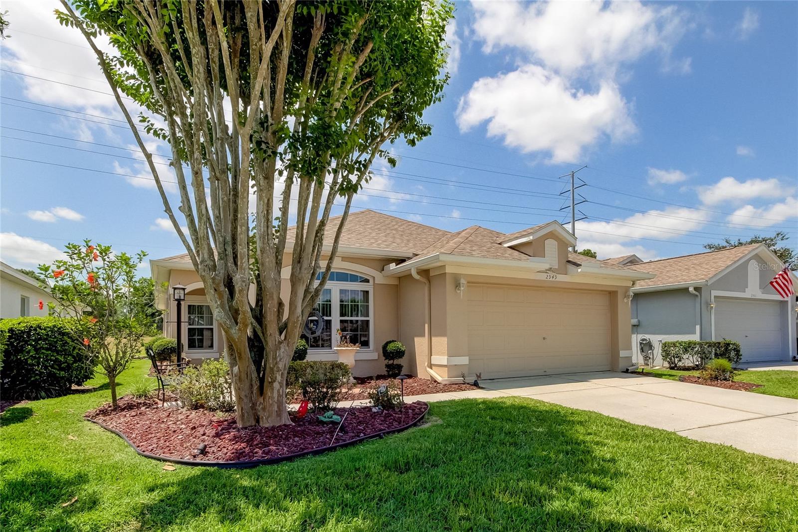 2949 BANYAN HILL LN