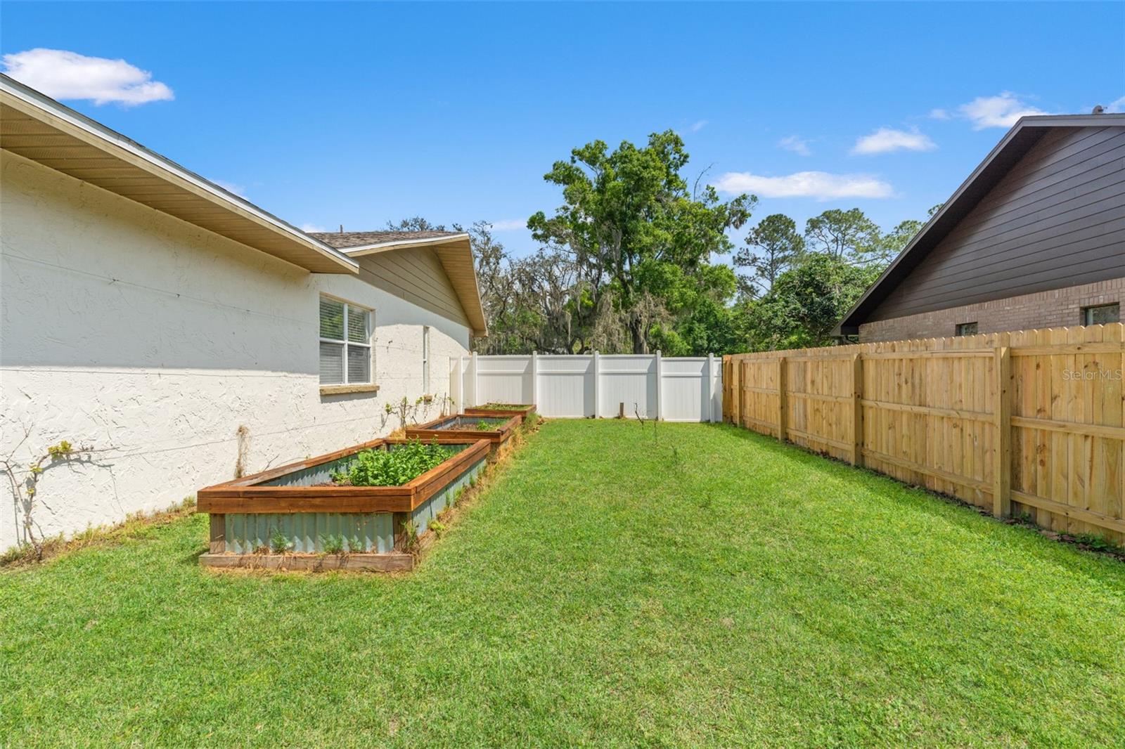 2524 VICTARRA CIR
