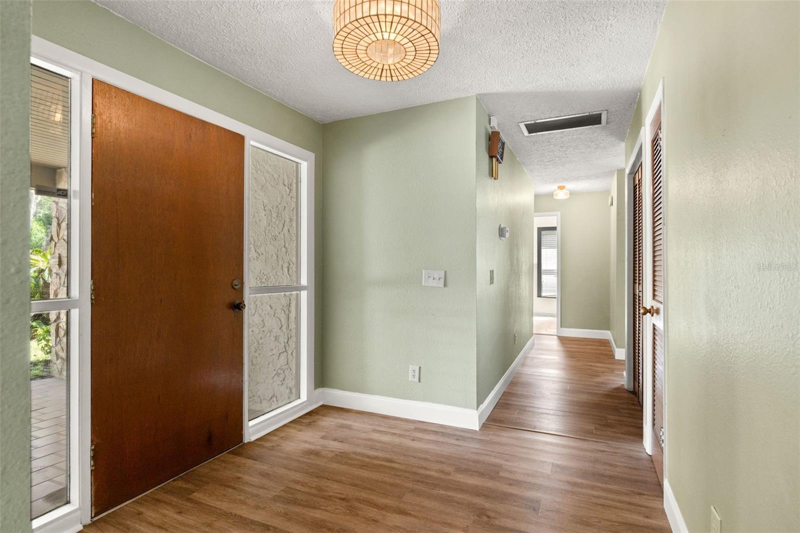 2524 VICTARRA CIR