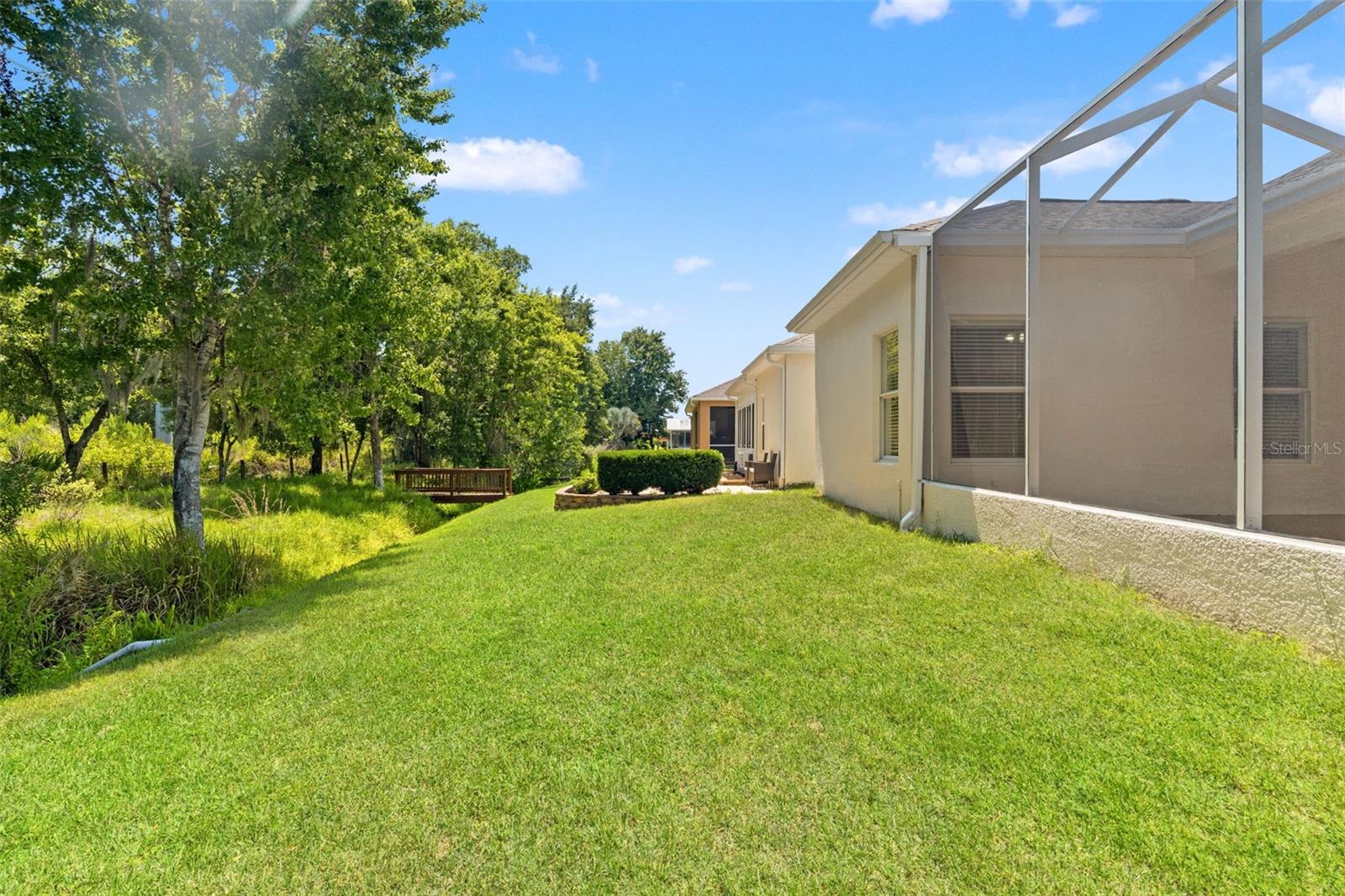 2913 BANYAN HILL LN