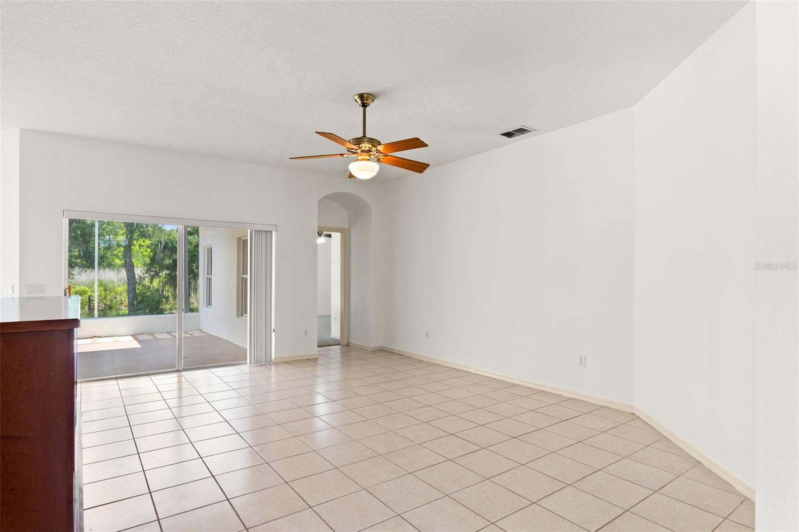 2913 BANYAN HILL LN