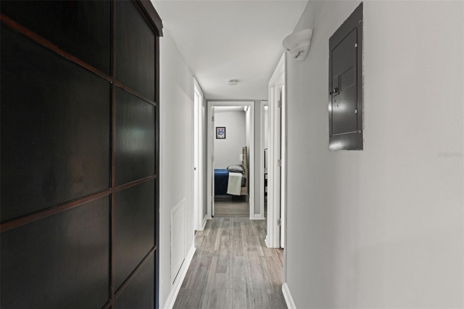 2116 W ABDELLA ST