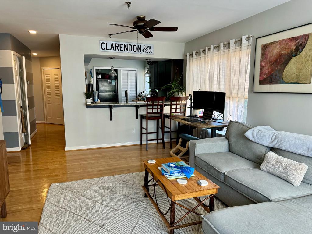 1029 N STUART STREET Unit: 401