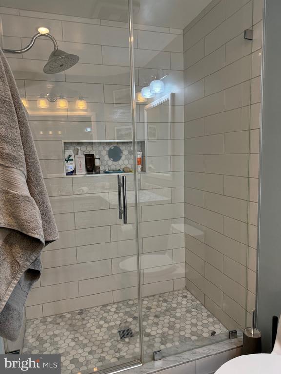 1029 N STUART STREET Unit: 401