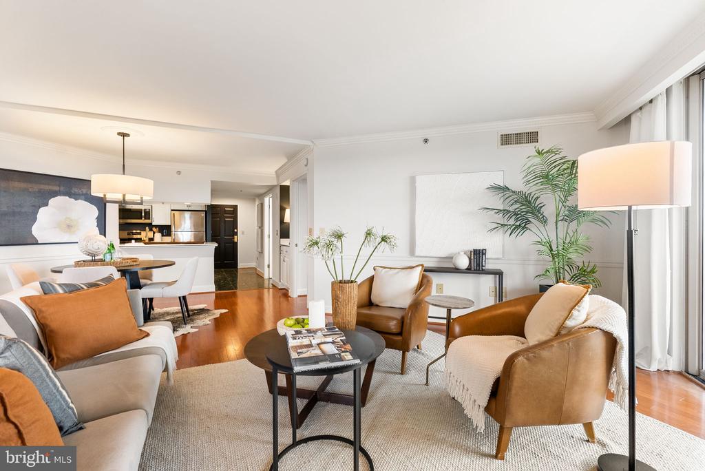 1276 N WAYNE STREET Unit: 830