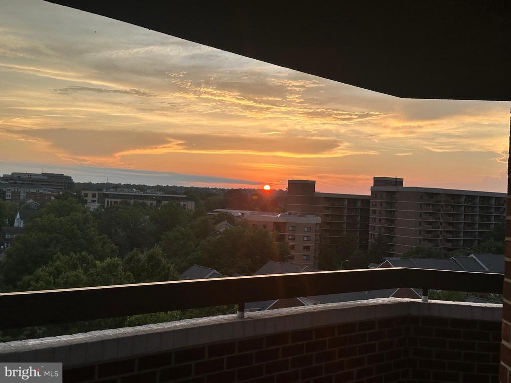 1276 N WAYNE STREET Unit: 830