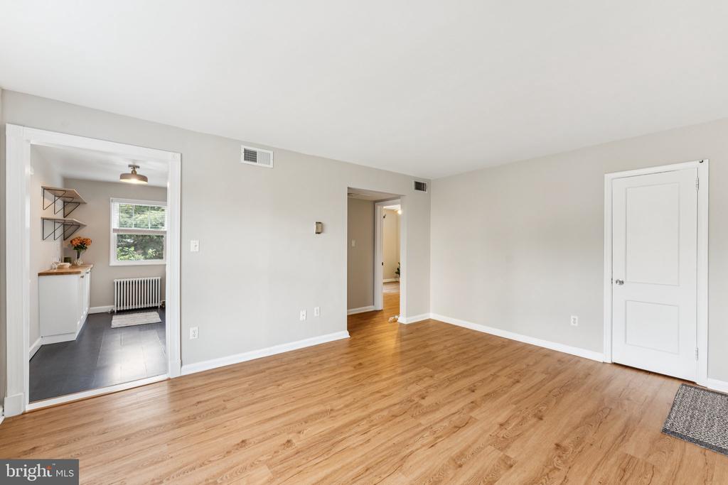 1400 12TH STREET N Unit: S-102
