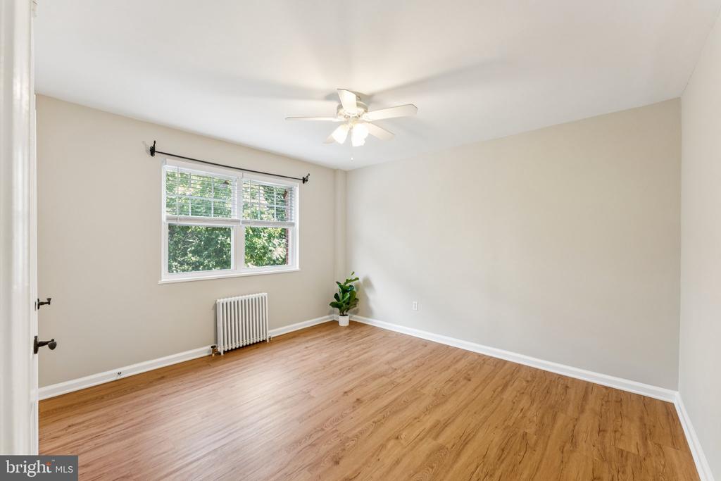 1400 12TH STREET N Unit: S-102