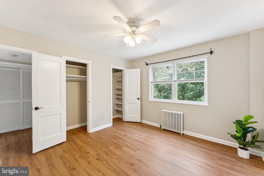 1400 12TH STREET N Unit: S-102