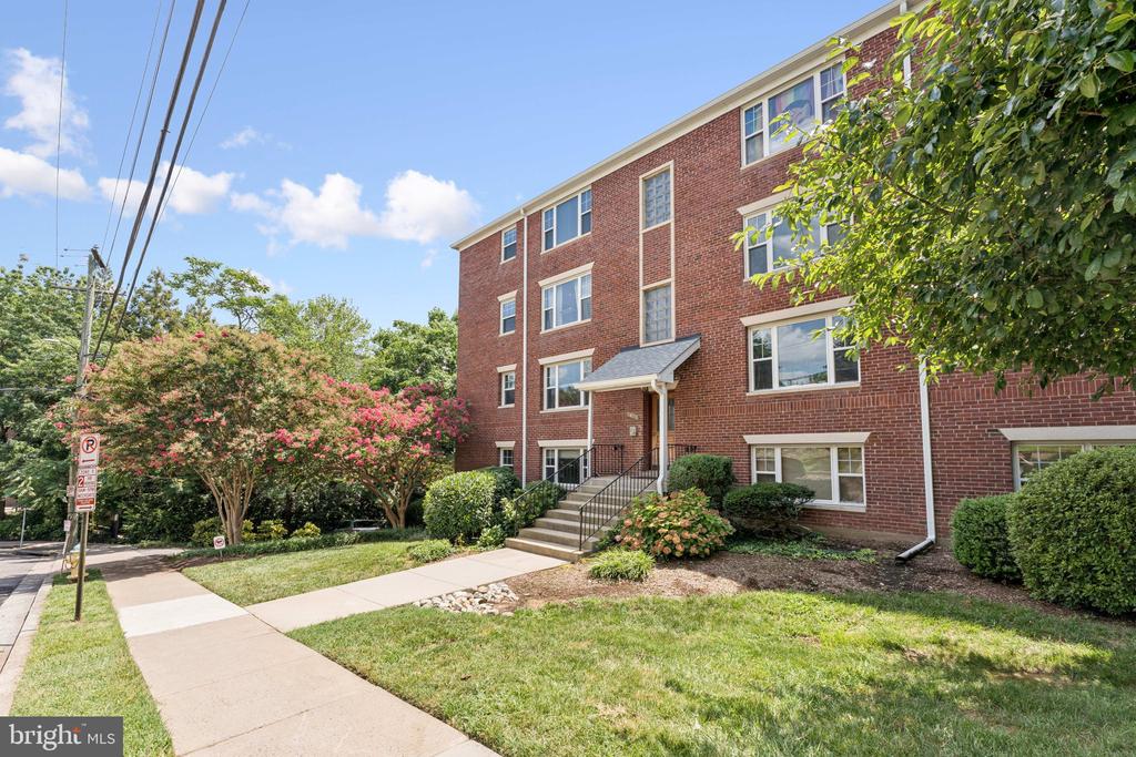 1400 12TH STREET N Unit: S-102