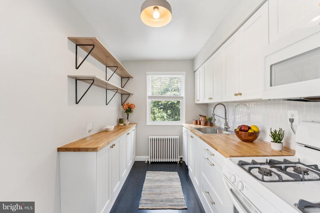 1400 12TH STREET N Unit: S-102