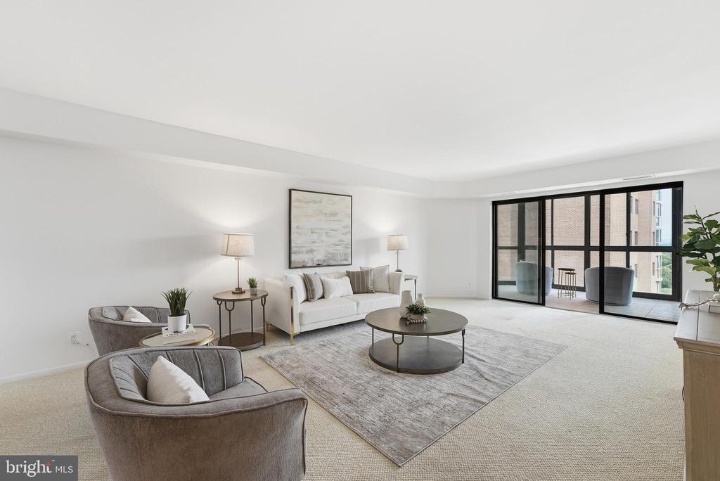 1600 N OAK STREET Unit: 618