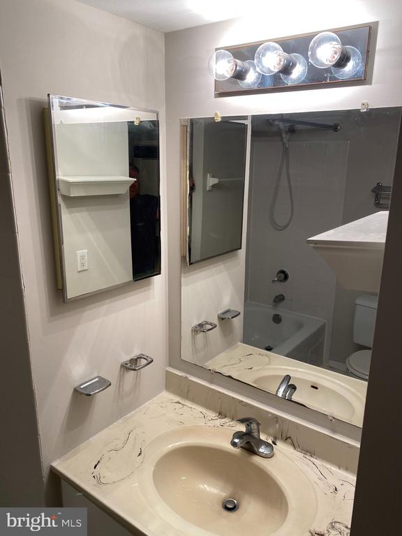 6300 STEVENSON AVENUE Unit: 707