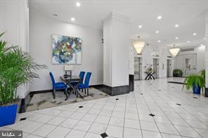 400 MADISON STREET Unit: 802