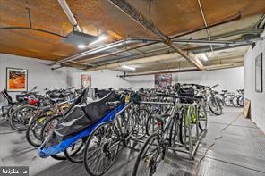 400 MADISON STREET Unit: 802