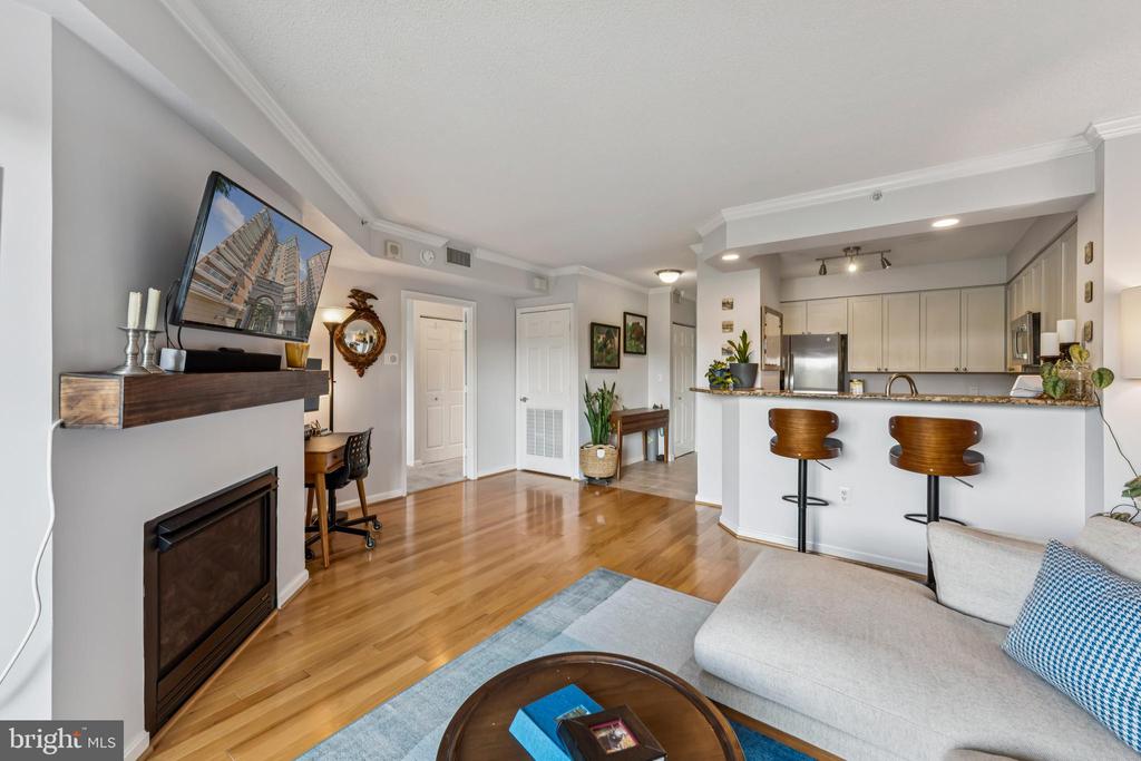 3101 N HAMPTON DRIVE Unit: 709
