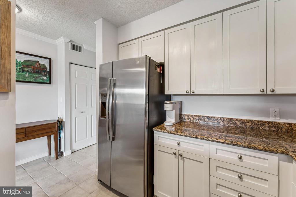 3101 N HAMPTON DRIVE Unit: 709