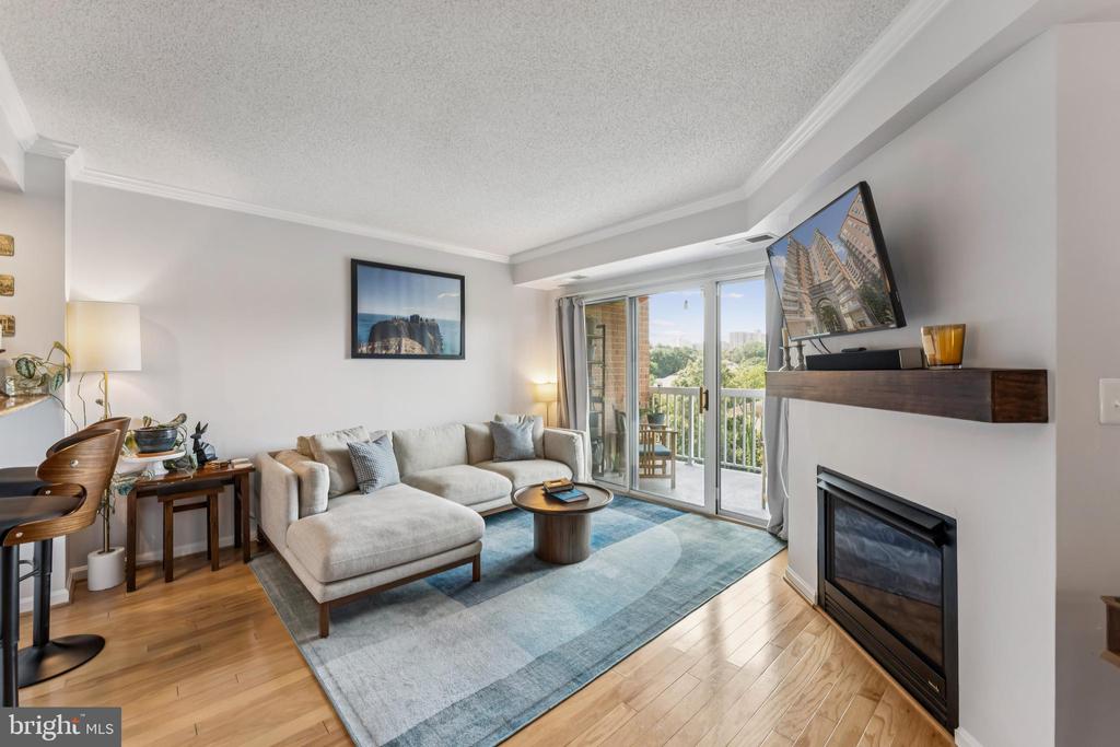 3101 N HAMPTON DRIVE Unit: 709