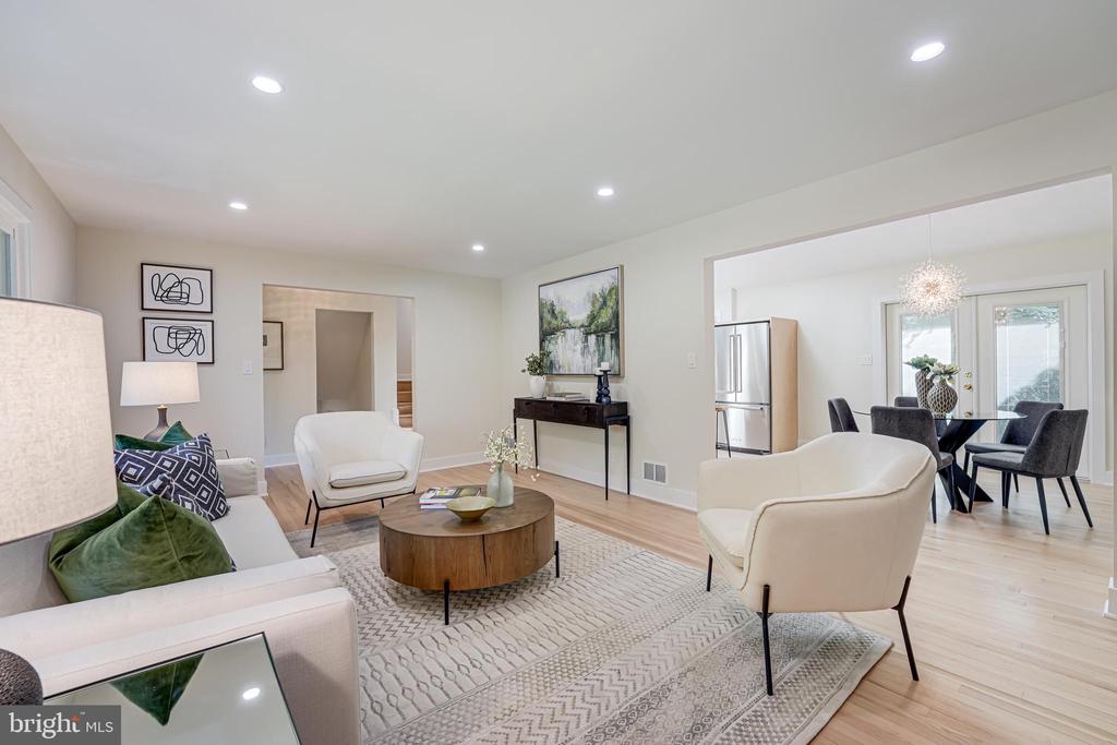 6351 CROSSWOODS DRIVE