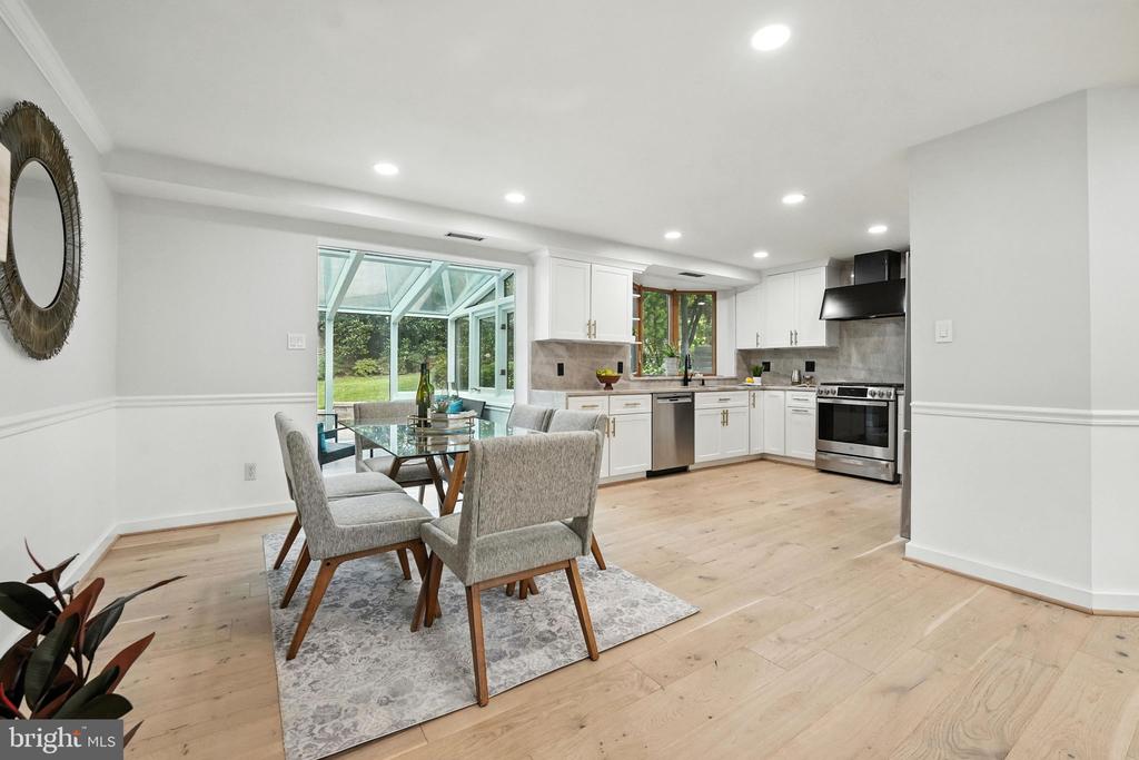 7000 SOUTHRIDGE DRIVE