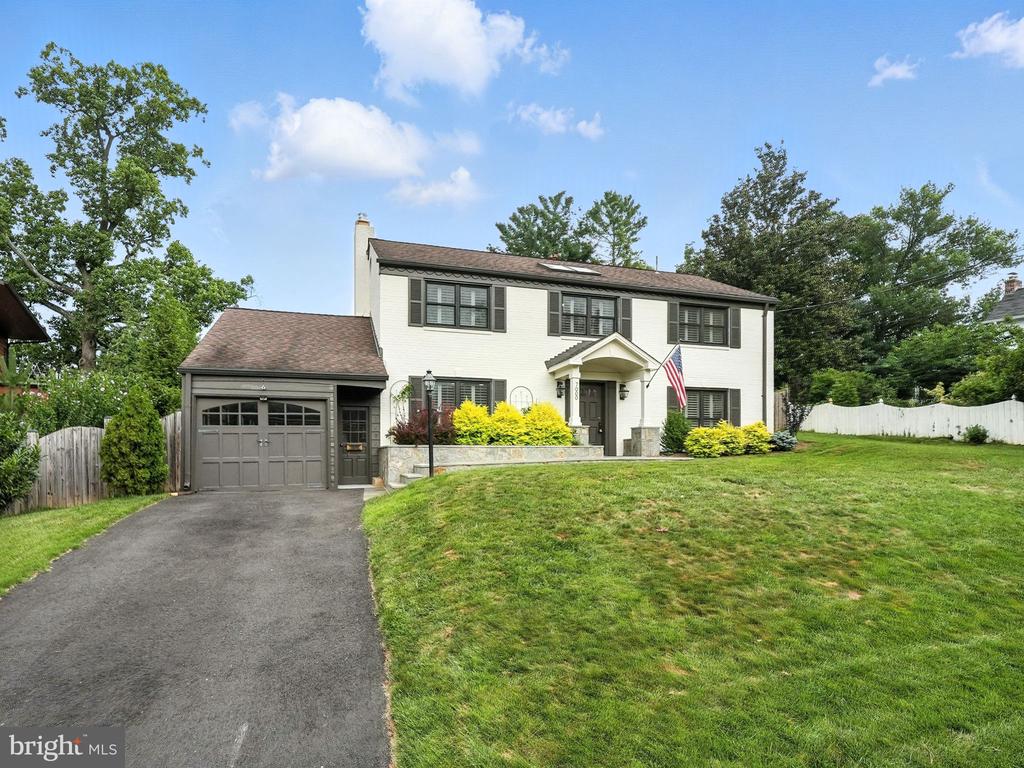 7000 SOUTHRIDGE DRIVE