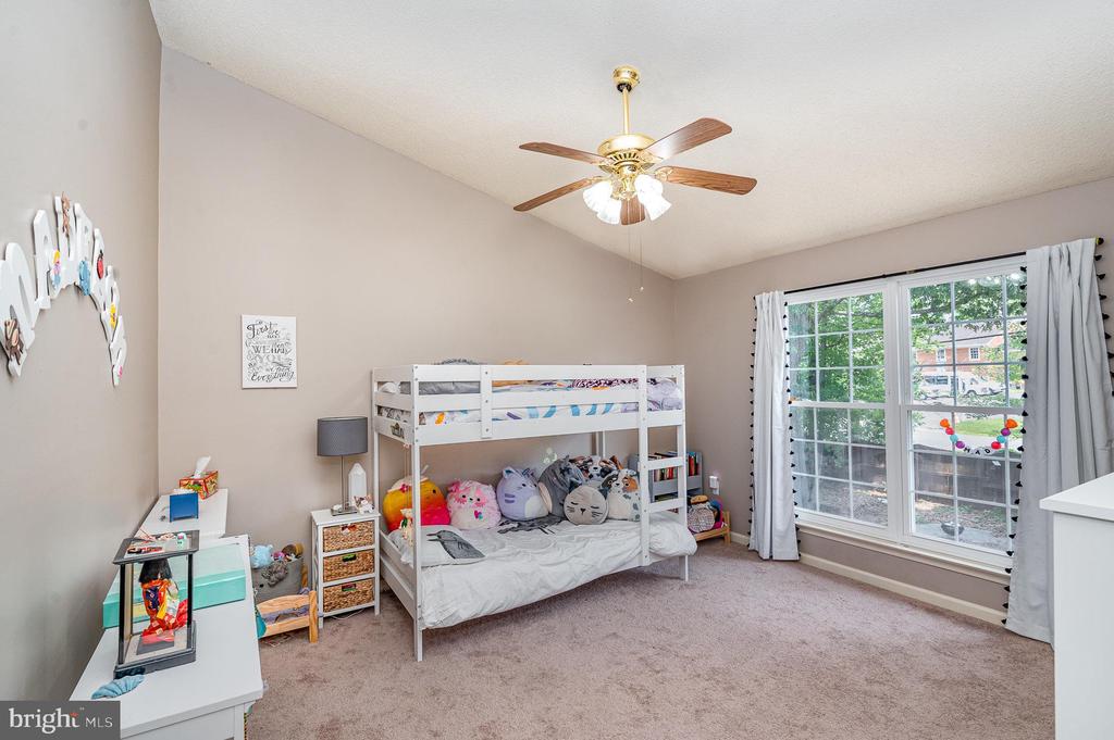 2675 MAPLE RIDGE DRIVE