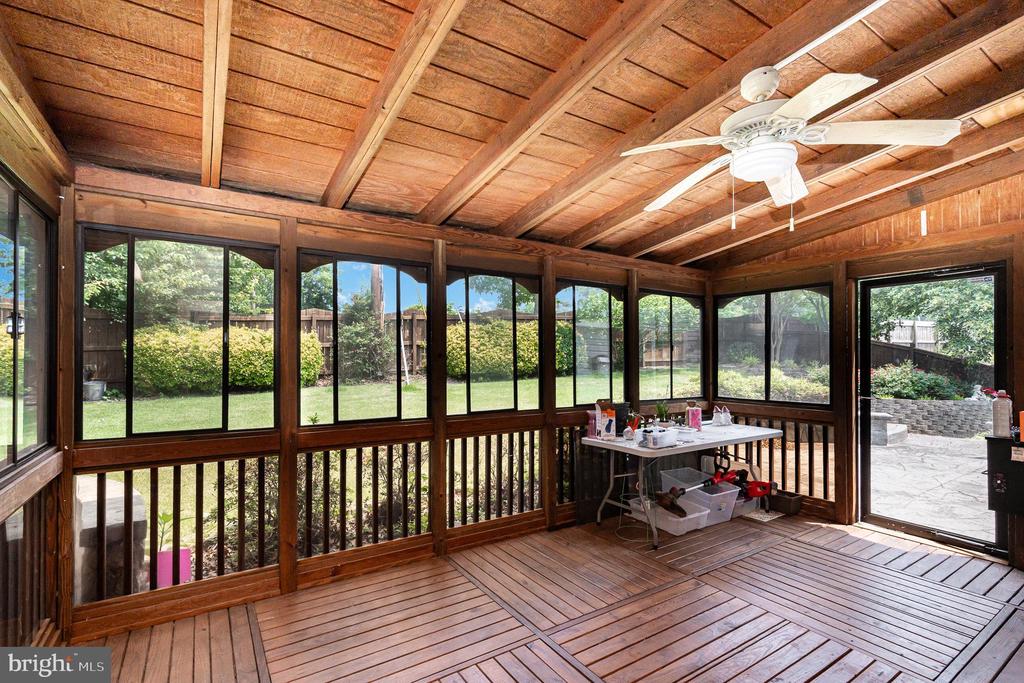 2675 MAPLE RIDGE DRIVE