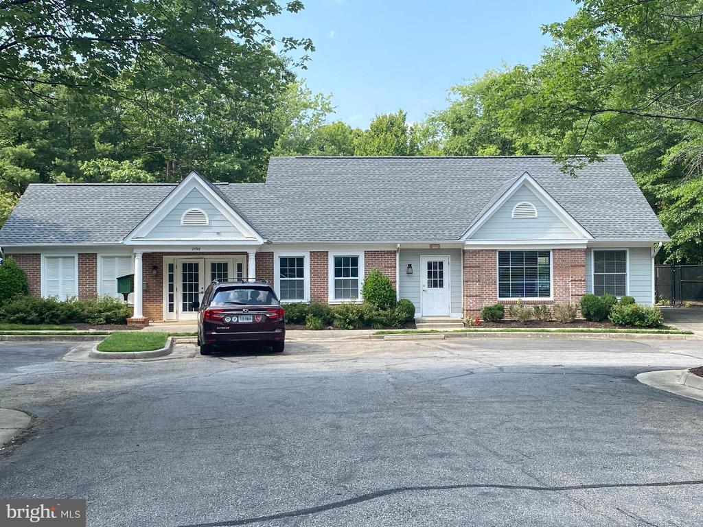 2675 MAPLE RIDGE DRIVE