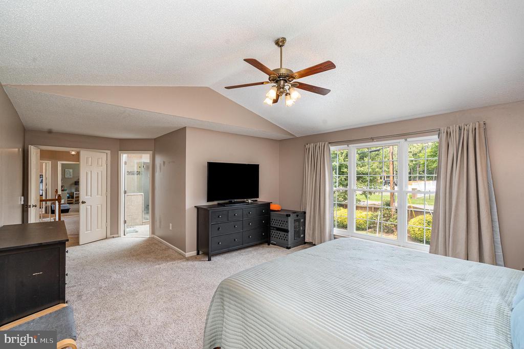 2675 MAPLE RIDGE DRIVE