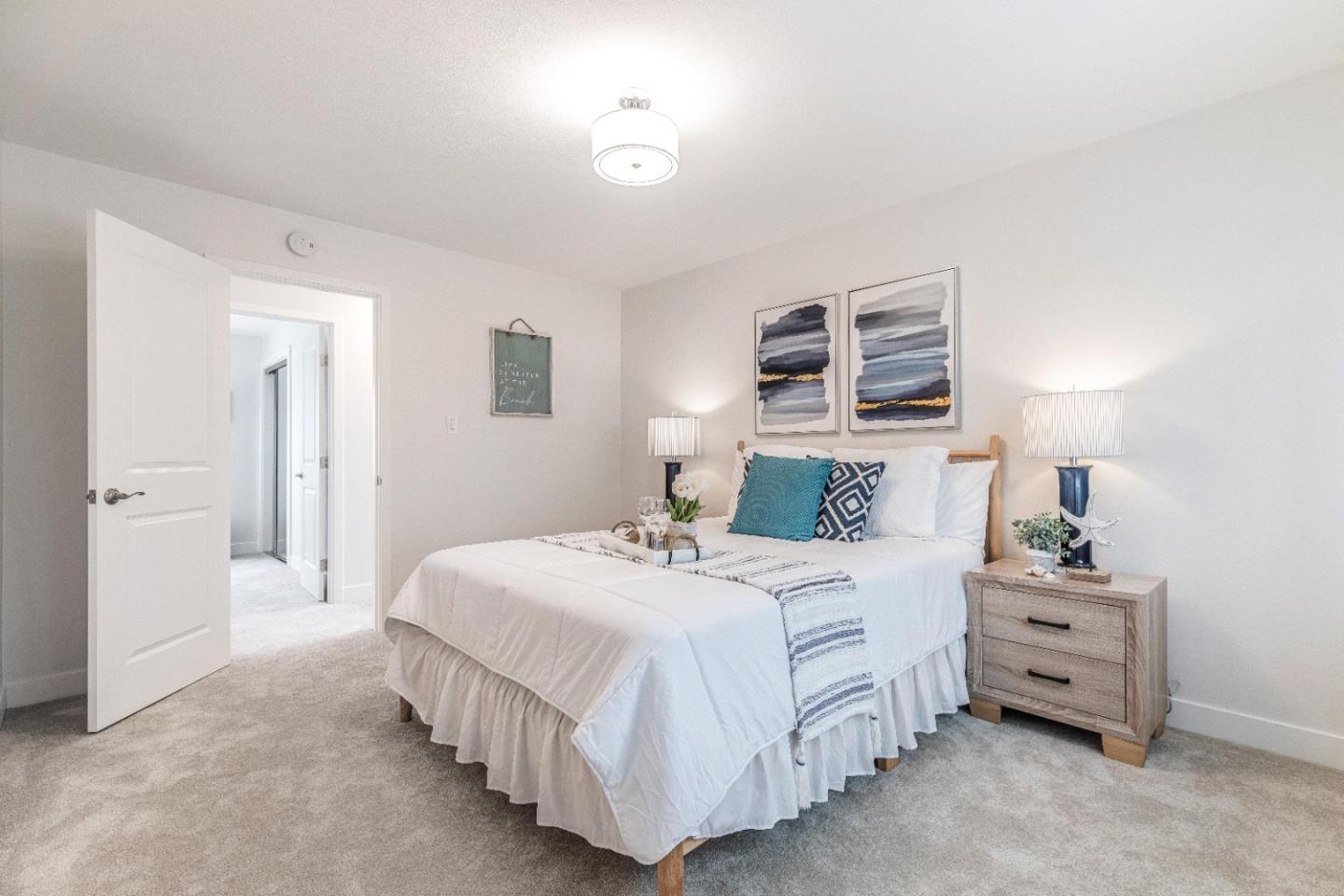 2494 Battaglia CIR