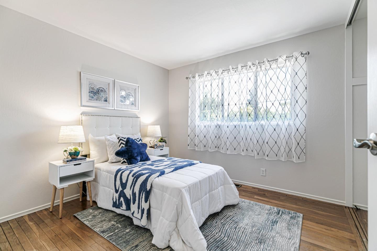 1334 Klamath DR