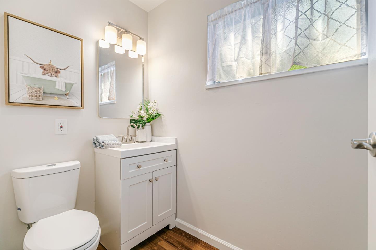 1334 Klamath DR