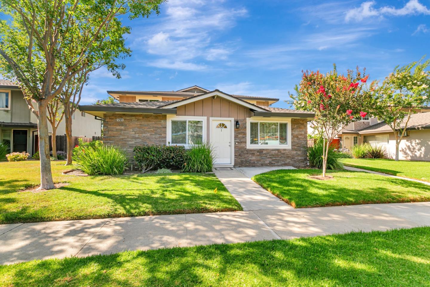 1269 Bouret Drive 1