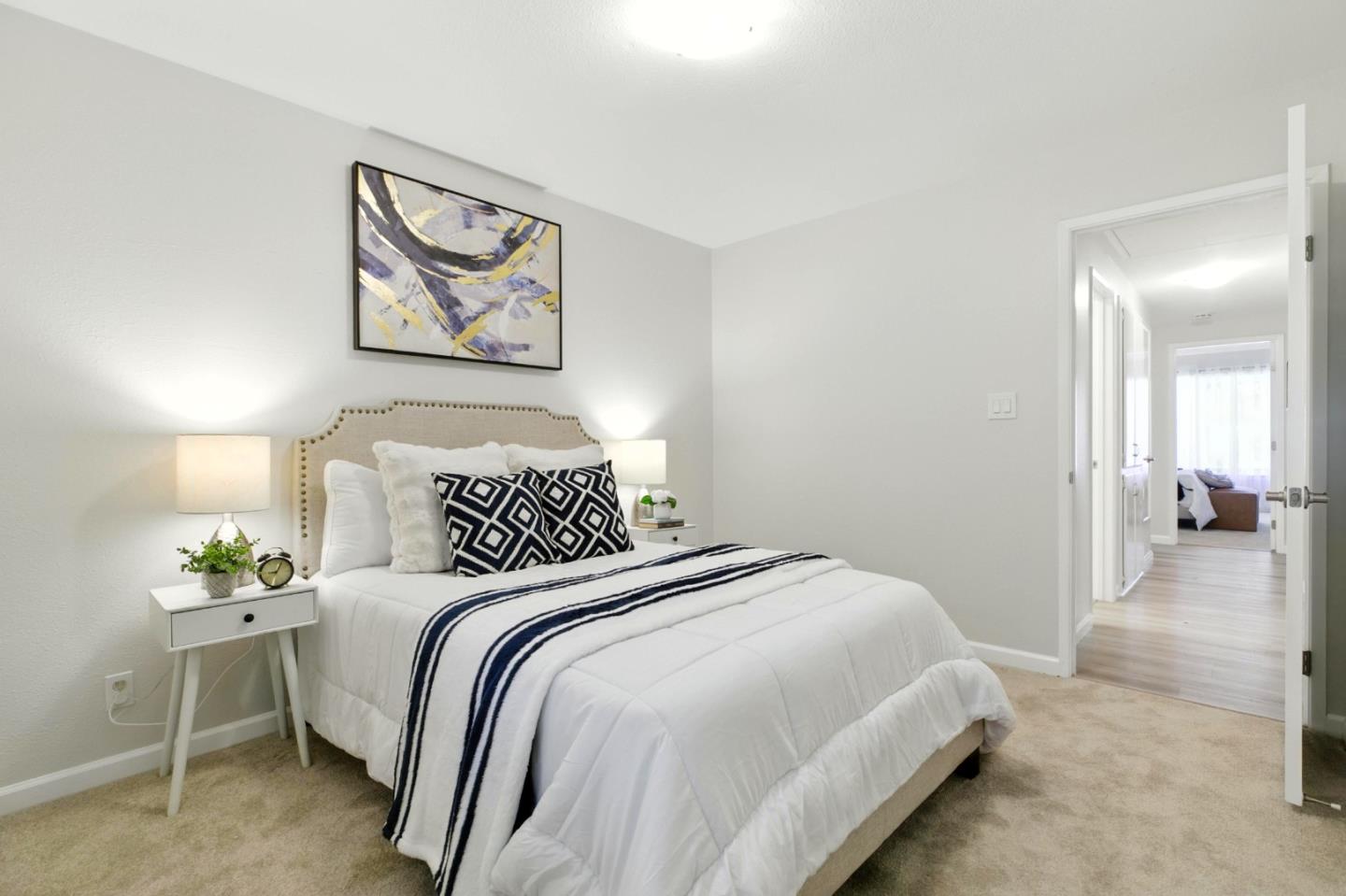 266 El Portal Way
