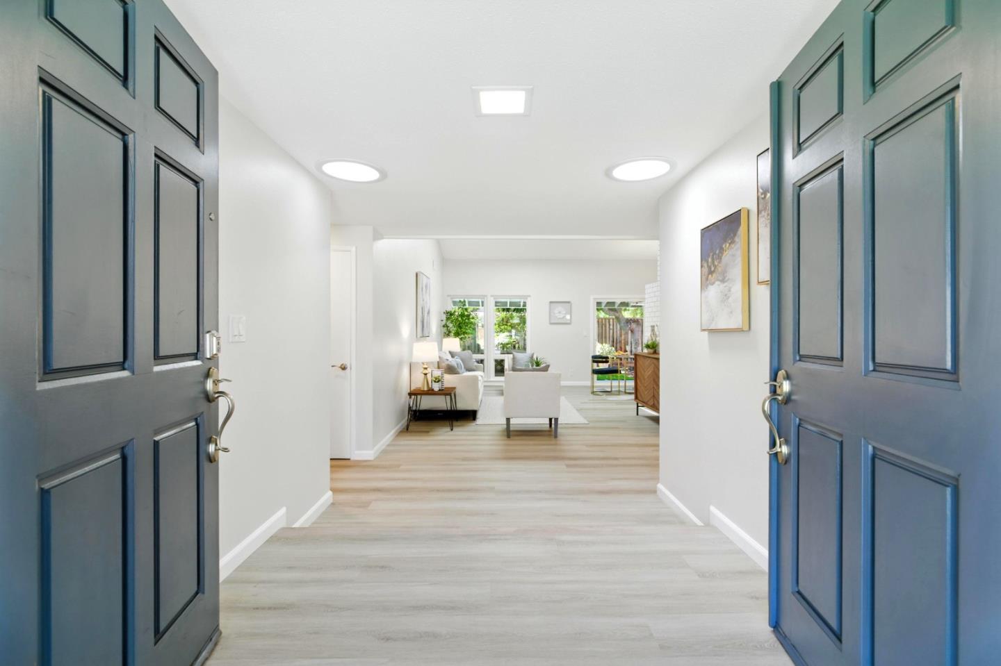 266 El Portal Way