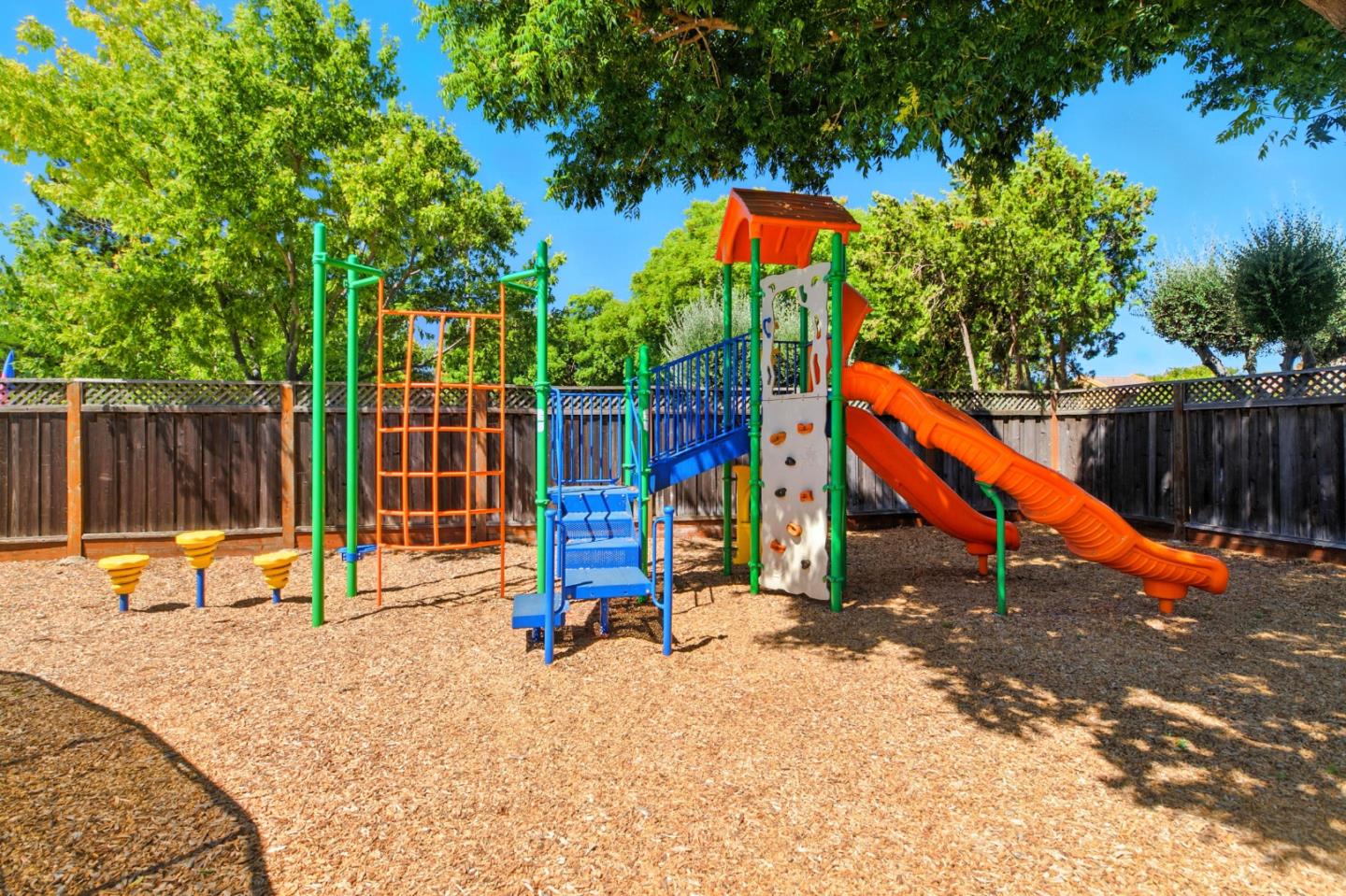 266 El Portal Way