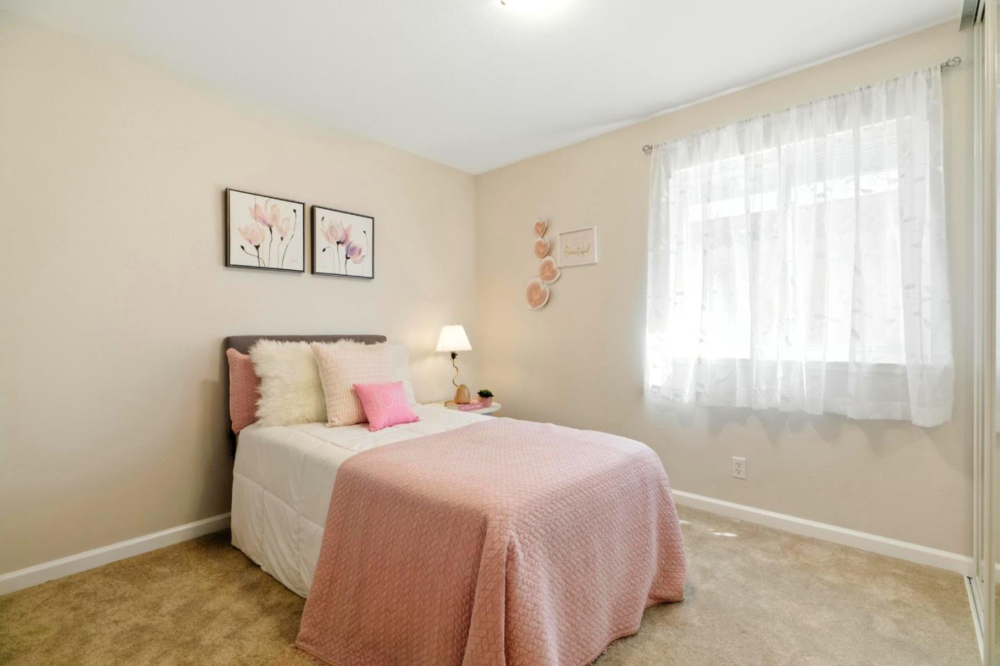 266 El Portal Way