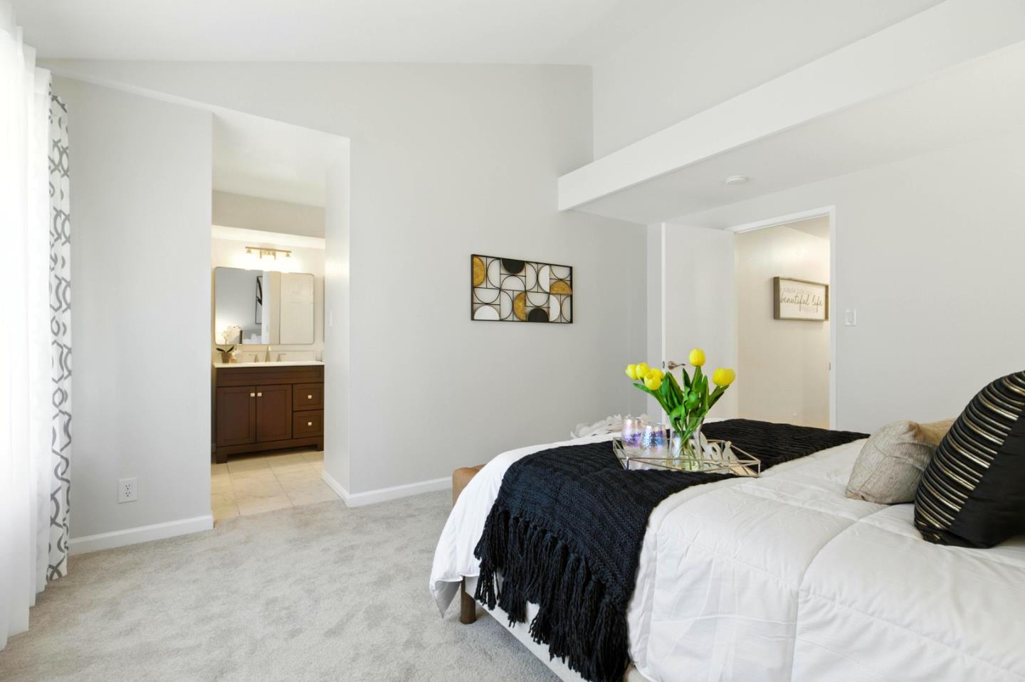 266 El Portal Way