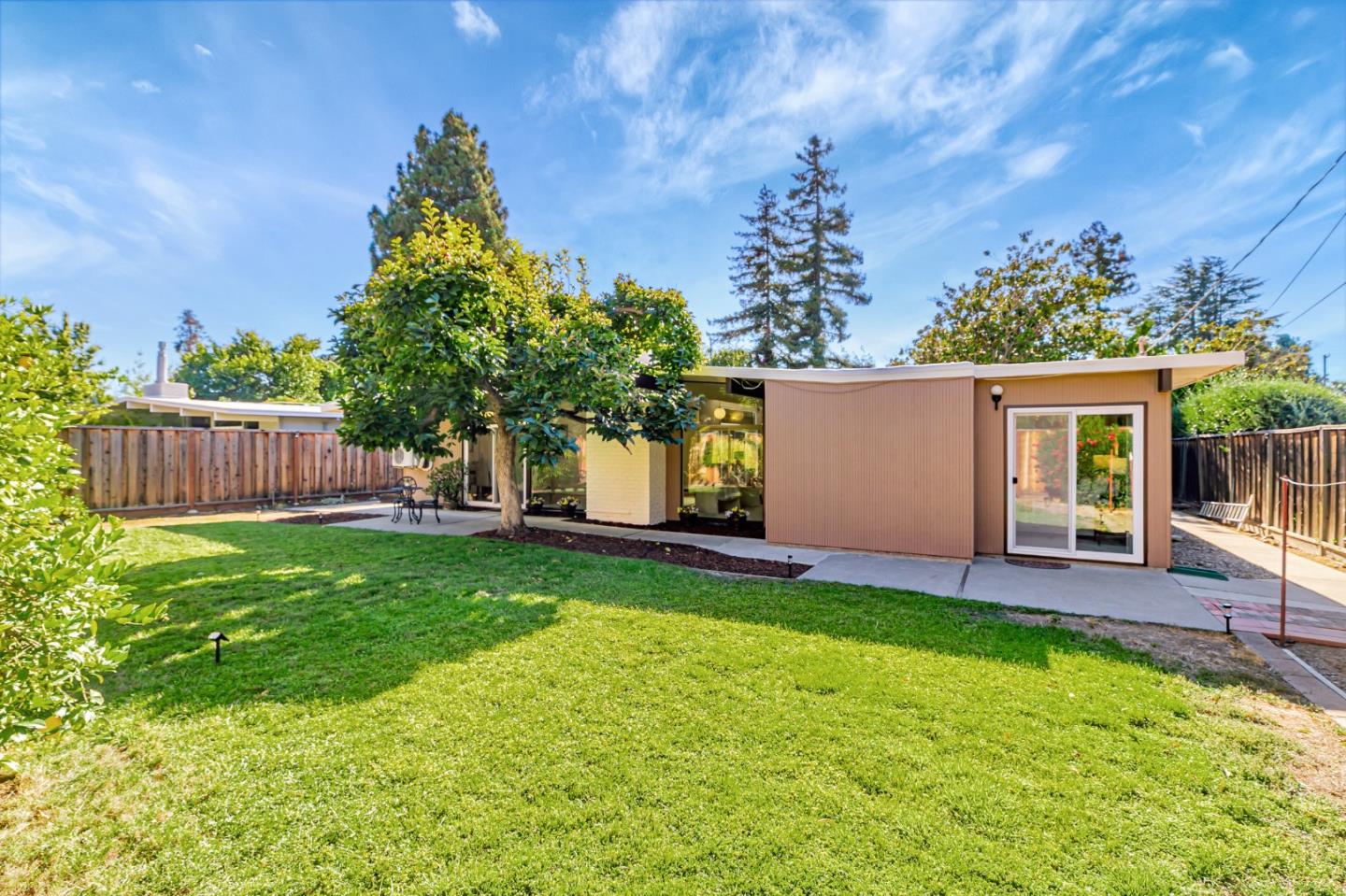 1156 Shenandoah Drive