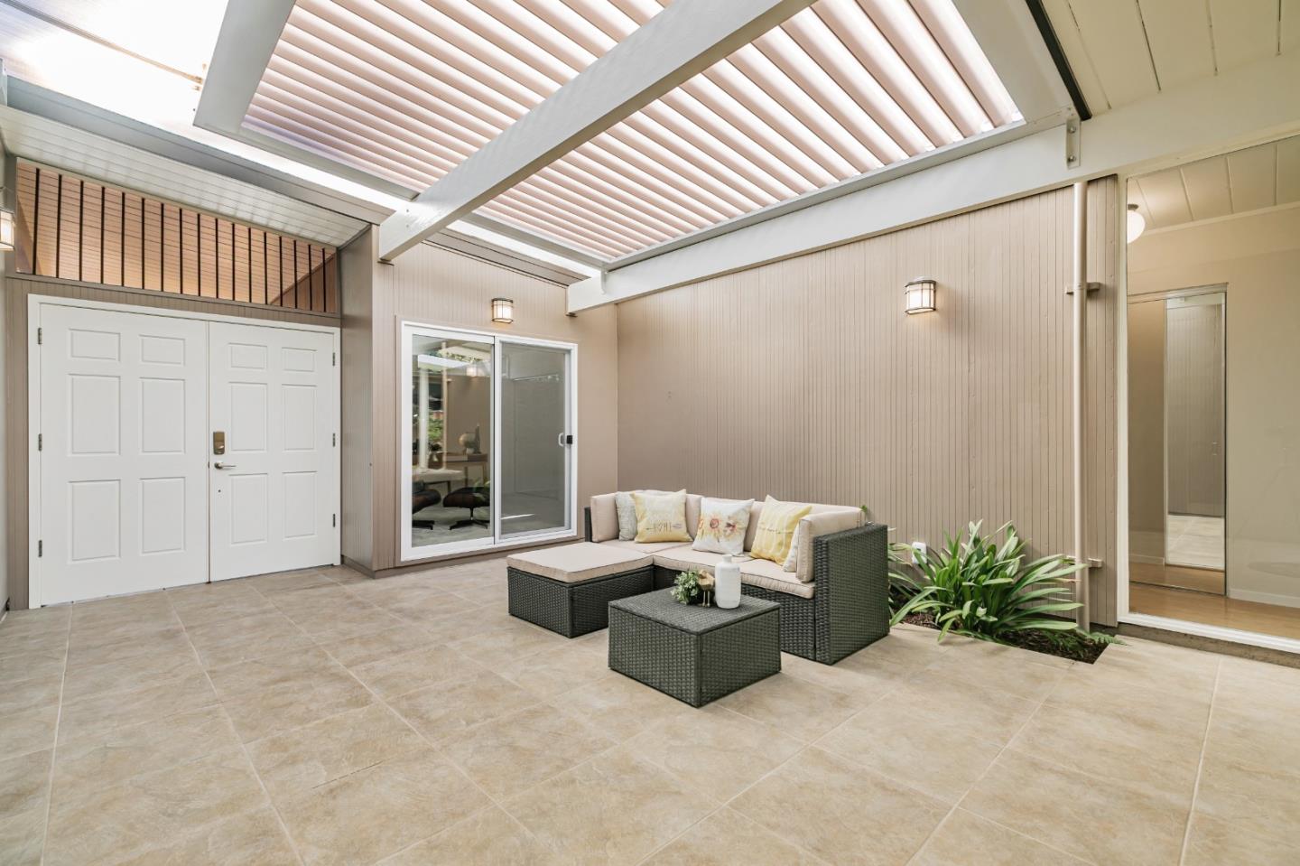 1156 Shenandoah Drive