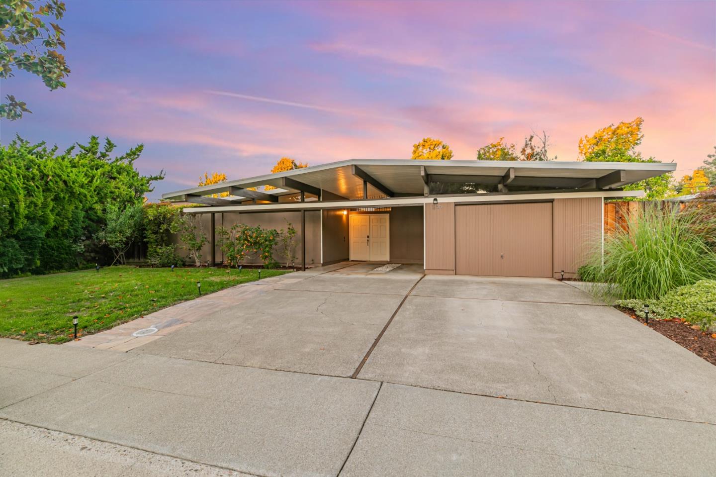 1156 Shenandoah Drive